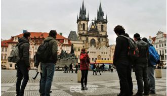 PRAGUE OLD TOWN EXPLORATION WITH MEDIEVAL UNDERGROUND AND DUNGEON TOUR