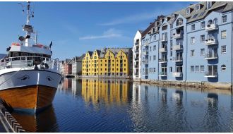 NORWEGIAN COASTAL CITIES TOUR WITH SMARTPHONE AUDIO GUIDE APP
