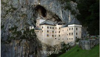 HALF-DAY TOUR TO POSTOJNA CAVE & PREDJAMA CASTLE FROM LJUBLJANA
