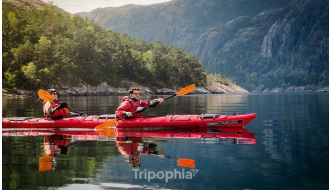 GUIDED KAYAKING TOUR IN LYSEFJORD FROM STAVANGER