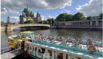 BERLIN GREEN SPREE CRUISE FROM JANNOWITZBRÜCKE