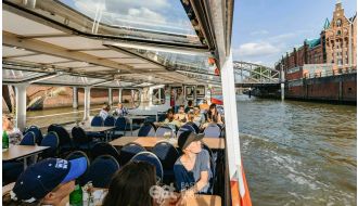 HARBOR CRUISE WITH WINE AND CHEESE IN HAMBURG