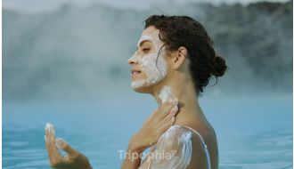 BLUE LAGOON ENTRY TICKET WITH DRINK, TOWEL & MUD MASK IN REYKJAVIK