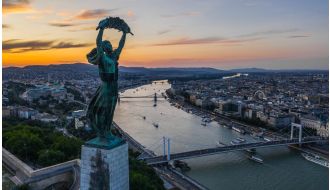 Budapest (3n) & Bratislava (2n) & Vienna (3n) – 8 Nights / 9 Days