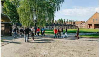 SMALL GROUP TOUR TO AUSCHWITZ-BIRKENAU WITH PICKUP FROM KRAKOW