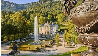 PREMIUM DAY TRIP TO NEUSCHWANSTEIN CASTLE & LINDERHOF FROM MUNICH